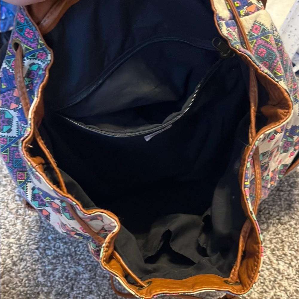 Mossimo Black Cream Geometric Aztec Canvas Backpack - Picture 6 of 7